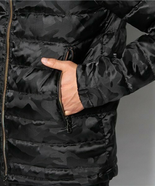 MARK & LONA（マークアンドロナ）の「T.M Camo Down Jacket（ダウン