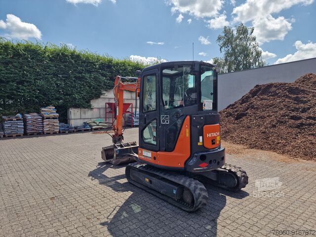 ⇒ Hitachi ZX33 U-5A CLR - TruckScout24.com 🏷️