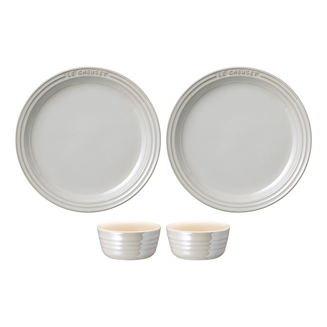 ル・クルーゼ[Le Creuset]のラウンド・プレート・セット｜お祝い