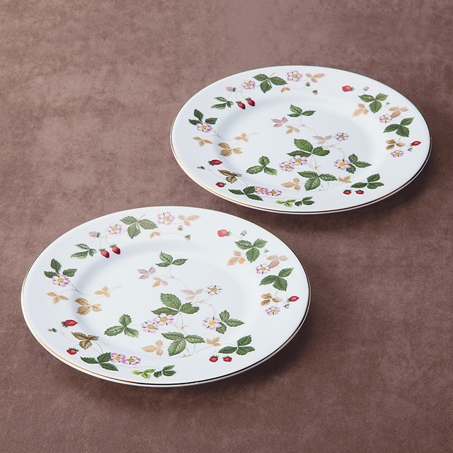 ウェッジウッド[WEDGWOOD]のワイルド ストロベリー プレート 18cm ペア
