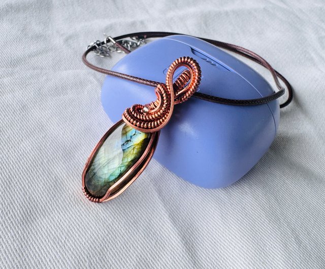 20251118 ワイヤーラッピング ラブラドライト 銅線 ワイヤーアート