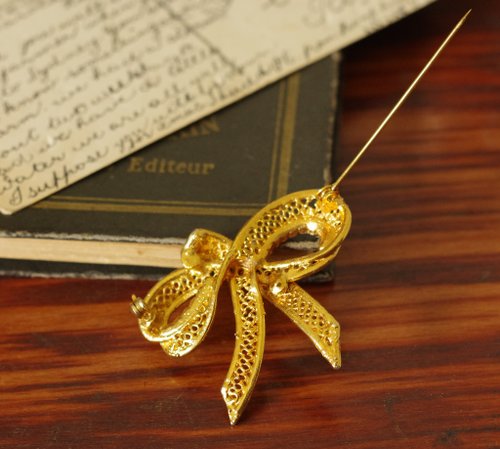 老又好アンティークジュエリー ヴィンテージ ゴールドライン リボン