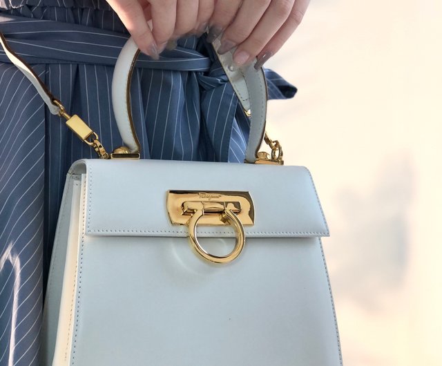 日本直送 名牌中古包 】Salvatore Ferragamo フェラガモ ガンチーニ