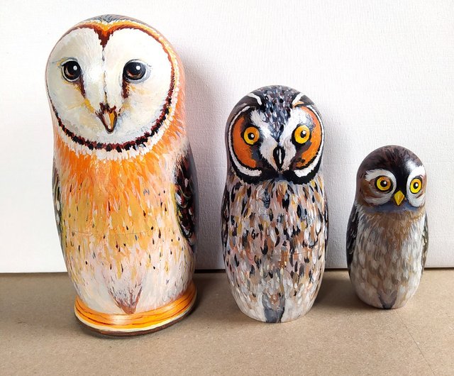 ロシア マトリョーシカフクロウオリジナルアートウッドフクロウ絵画