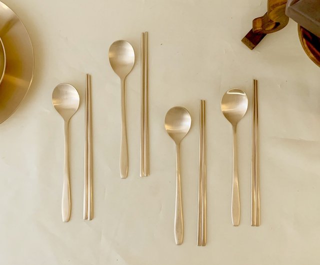 韓国 韓国真鍮食器スプーン箸セット4人前 brassware - Pinkoi