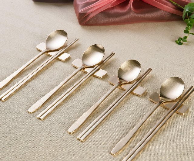 韓国 韓国真鍮食器スプーン箸セット4人前 brassware - Pinkoi