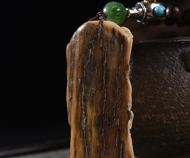 5%OFF】天然マンモスの牙彫刻【静思観音菩薩】ペンダント 厳選された最