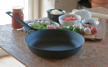 新品】UNILLOY 28FP フライパン 28cm 鋳鉄パン 直火・IH対応 新品