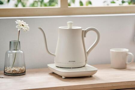 電気ケトル 0.6L アイリスオーヤマ IKE-C601T-CWホワイト【ドリップ