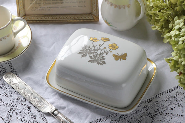 アネモネ模様が可愛いロイヤルコペンハーゲン社バターケース