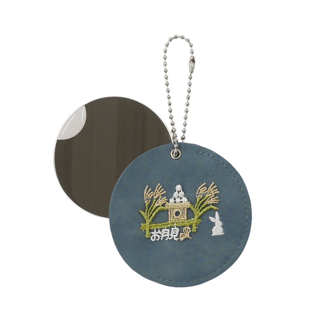 ボールチェーン付きミラー／お月見うさぎ（ネイビー） | 横浜元町 近沢