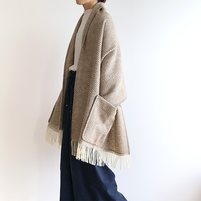 LAPUAN KANKURIT ラプアンカンクリ｜ポケットショール MARIA COMFOTA