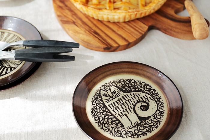 Lisa Larson/リサ・ラーソン/益子の皿/ねこ(NINA) COMFOTA 北欧雑貨店