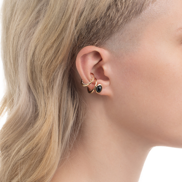 BELUGA ダブル ヒンジ ハギー ピアス XSサイズ