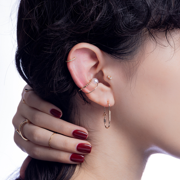 ALL ABOUT BASICS トグルチェーン ピアス