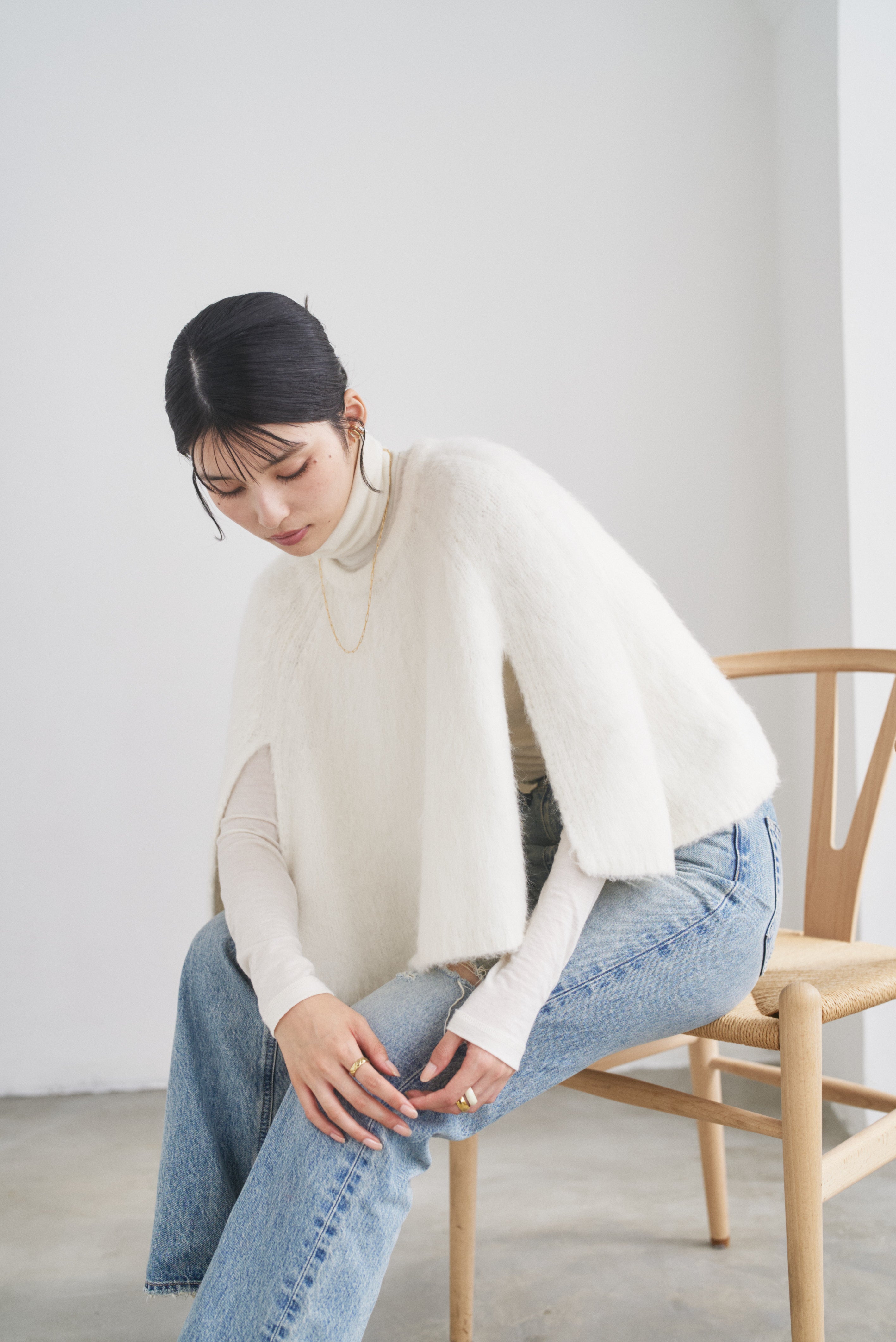 フォックスファーケープポンチョ – CONNSE