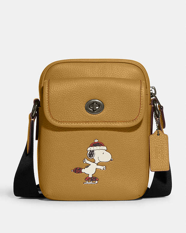 公式】コーチアウトレット | 【COACH X PEANUTS】ヘリテージ クロス