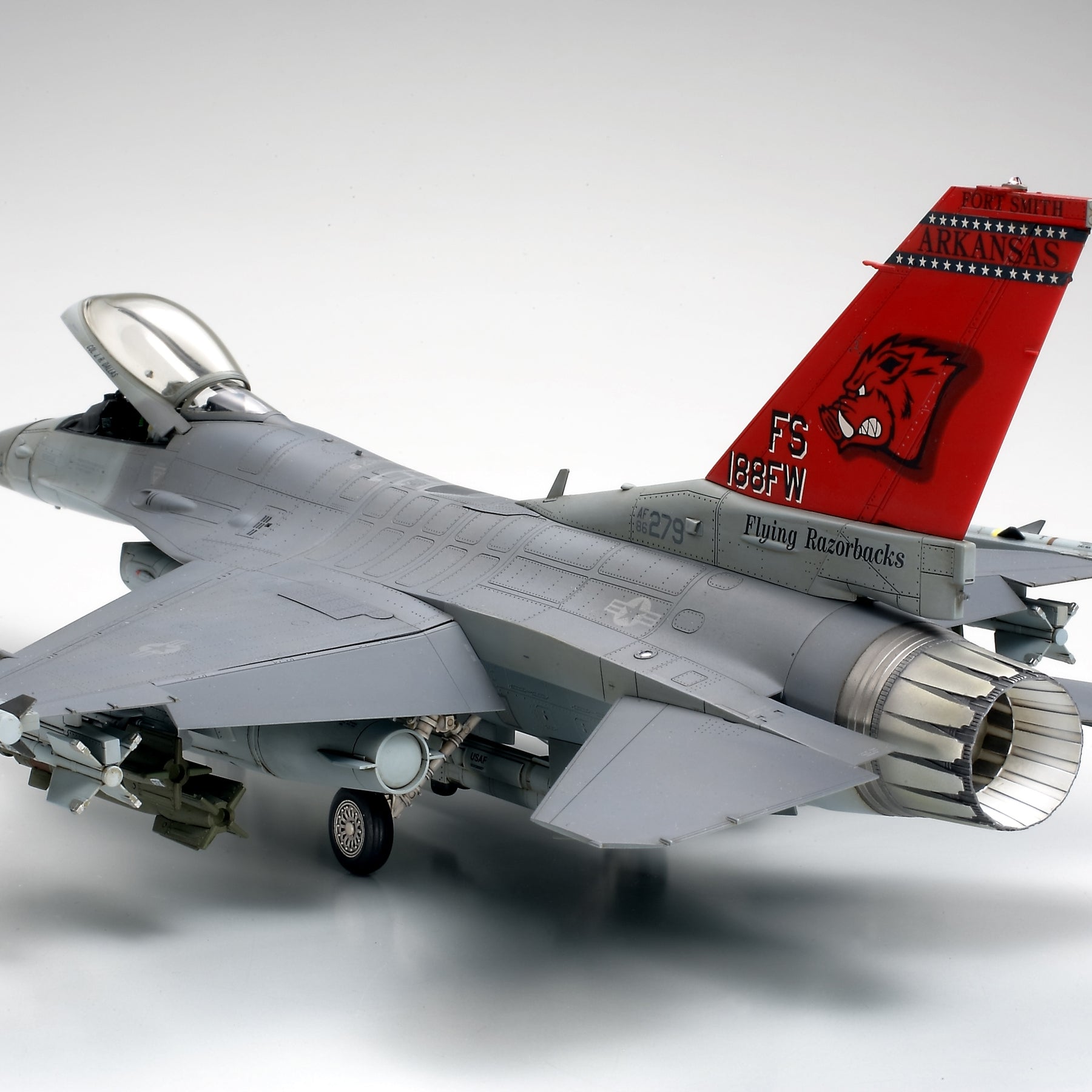 1/48 F16C Block 25/32 Fighting Falcon ANG Aircraft – Coastline