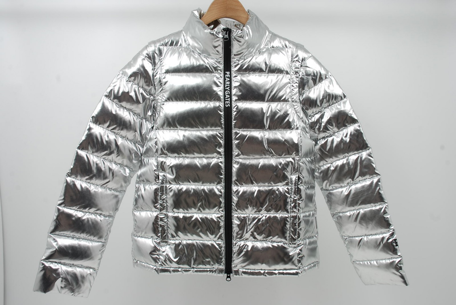 パーリーゲイツマスターバニーダウンジャケットシルバー銀色レディースL