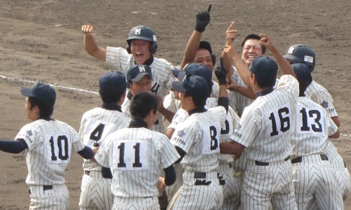 甲子園出場校が閉校へ。大阪「授業料無償化」が突きつけた現実 東大阪