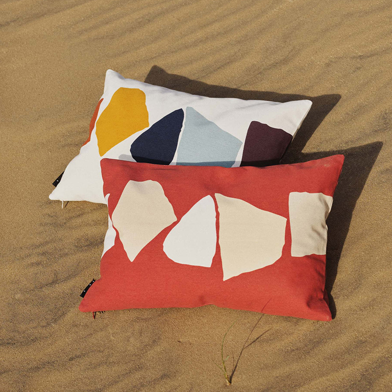 TCS チャーリーシェパード タイルミューラル クッションカバー 60x40