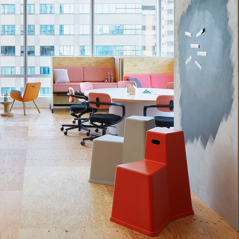 Vitra（ヴィトラ）STOOL TOOL（スツール ツール）ライトグレー