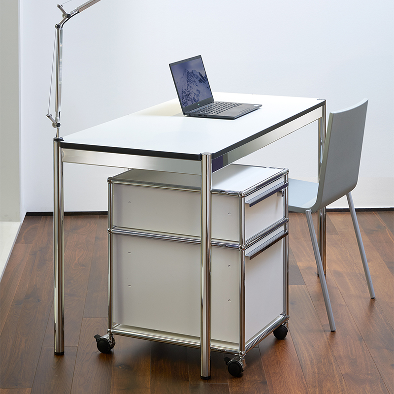 USM（ユーエスエム）ハラーテーブル 600 パールグレイ｜USM | THE