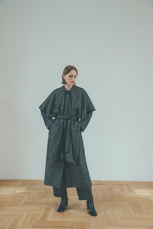 今季のイメージアイテム「千鳥格子柄シリーズ」。10月13日（火）に2型