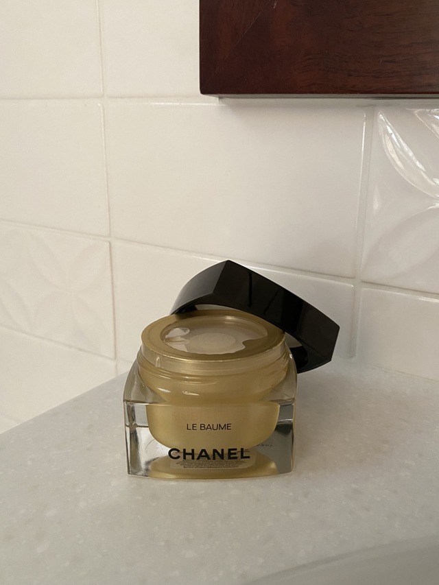 CHANELから最高峰スキンケア「サブリマージュ」生まれの新化粧下地