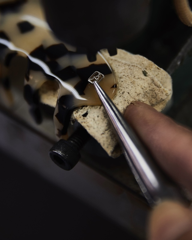 ALEXANDRE DE PARIS for CLANEの特別な限定アイテムの発売が決定