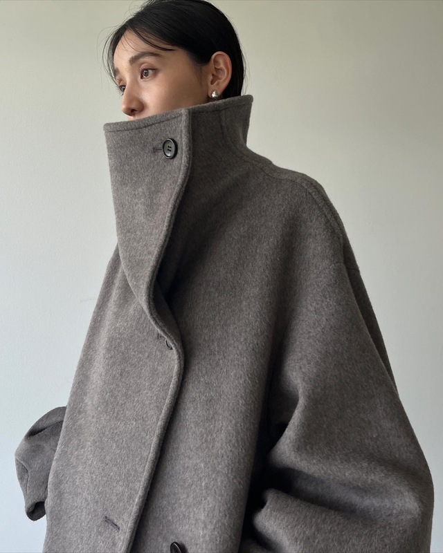 11月22日（火）発売の”UPNECK OVER CT”を松本恵奈とPRESS梅本がカラー