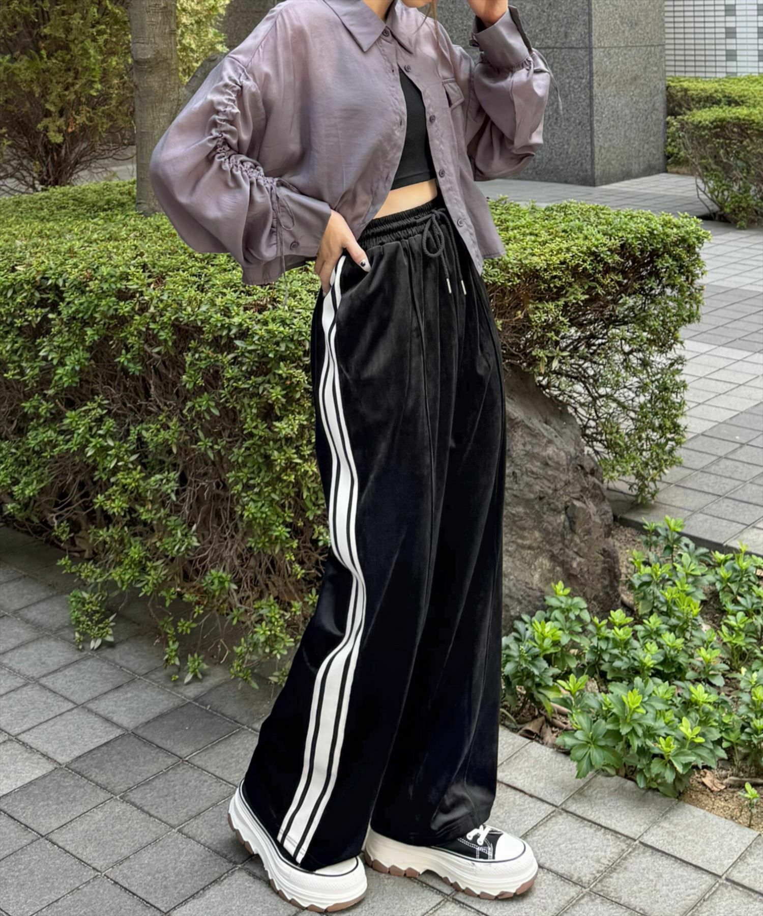 希少 SHARE SPIRITシェアスピリット ベロアワイドトラックパンツ 黒