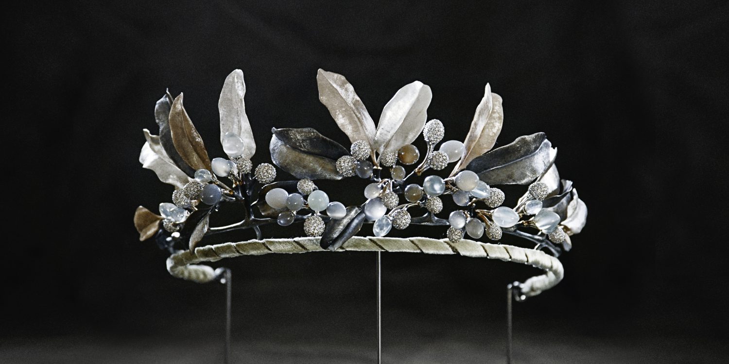 The Midnight Tiara | Story | Ole Lynggaard