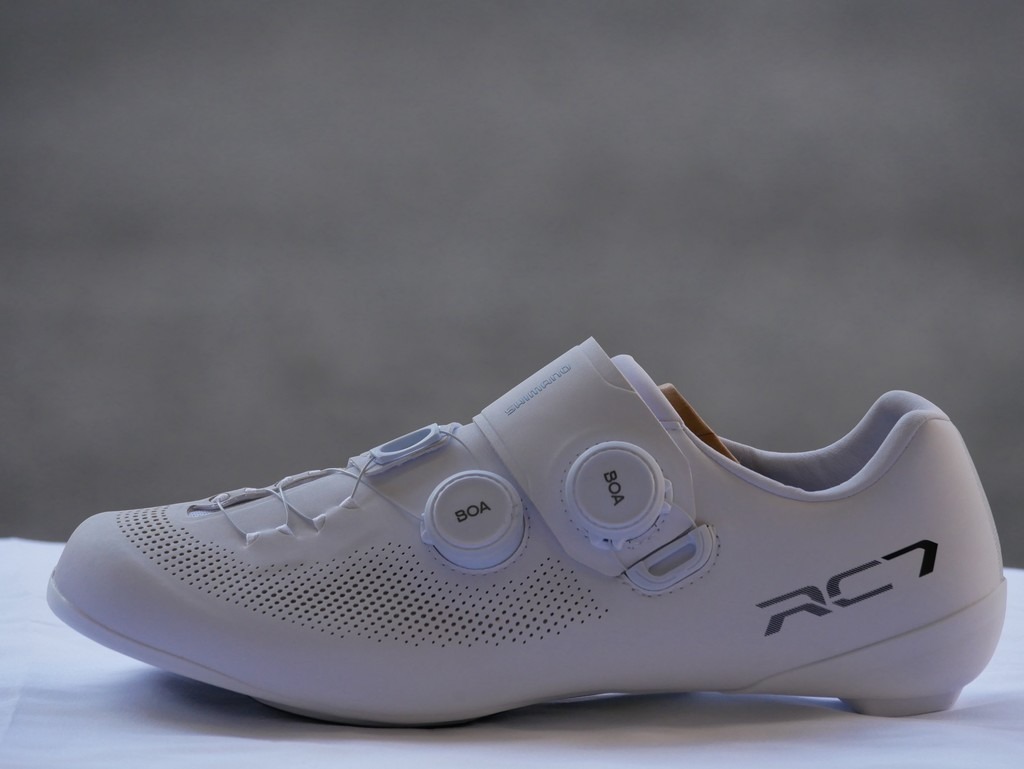 SHIMANO S-PHYRE RC7 白 SHIMANO RC7(SH-RC703) – SPORTS CYCLE SHOP Swacchi