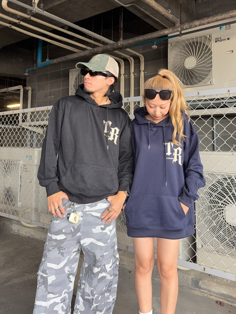 ユニセックスロゴパーカー DPB73126 – CRAMMY