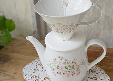 イマン ダイアナローズ 陶器 ボール － フレンチカントリーのバラ柄