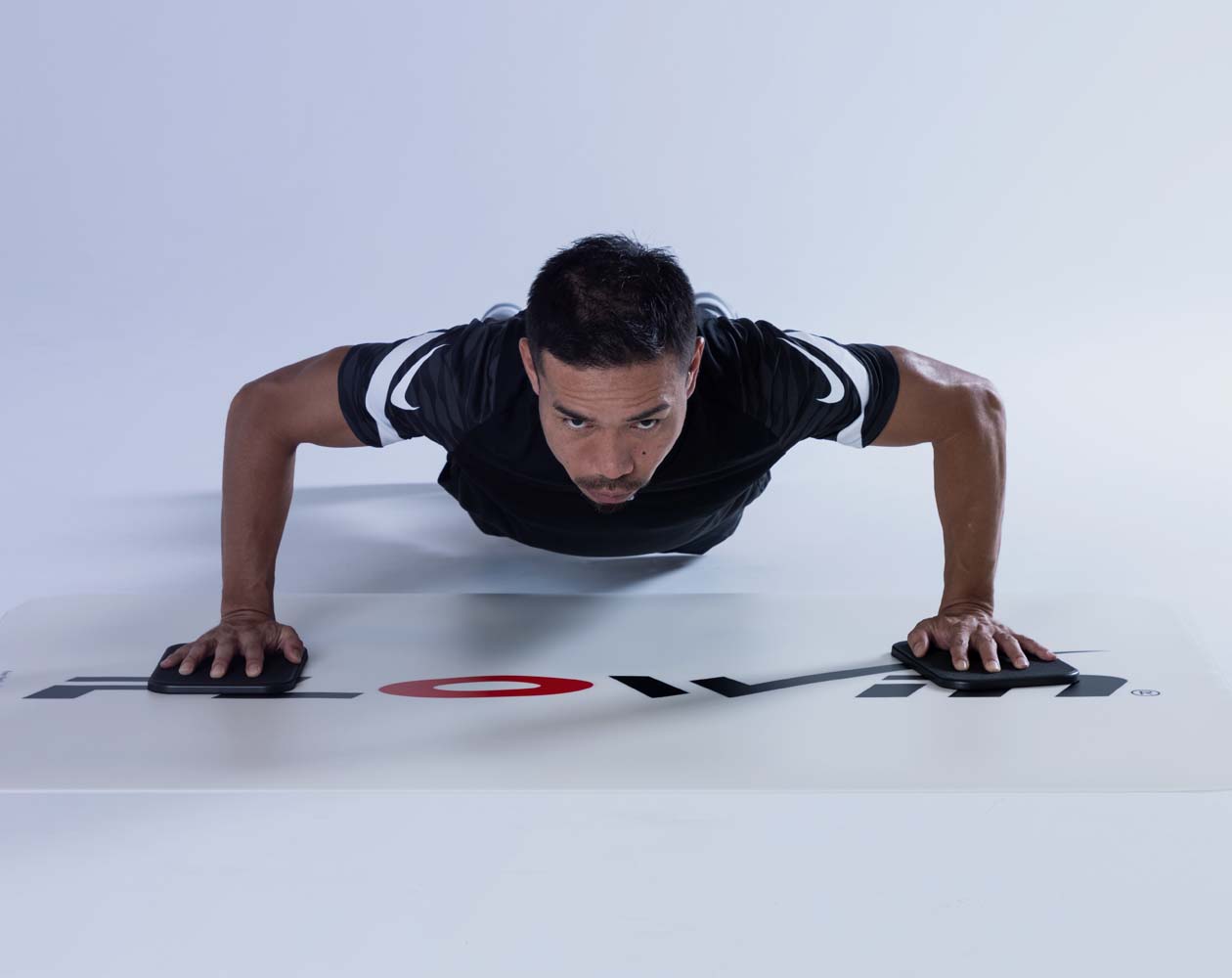 FLOWIN 長友 サッカー トレーニング FLOWIN 長友 サッカー