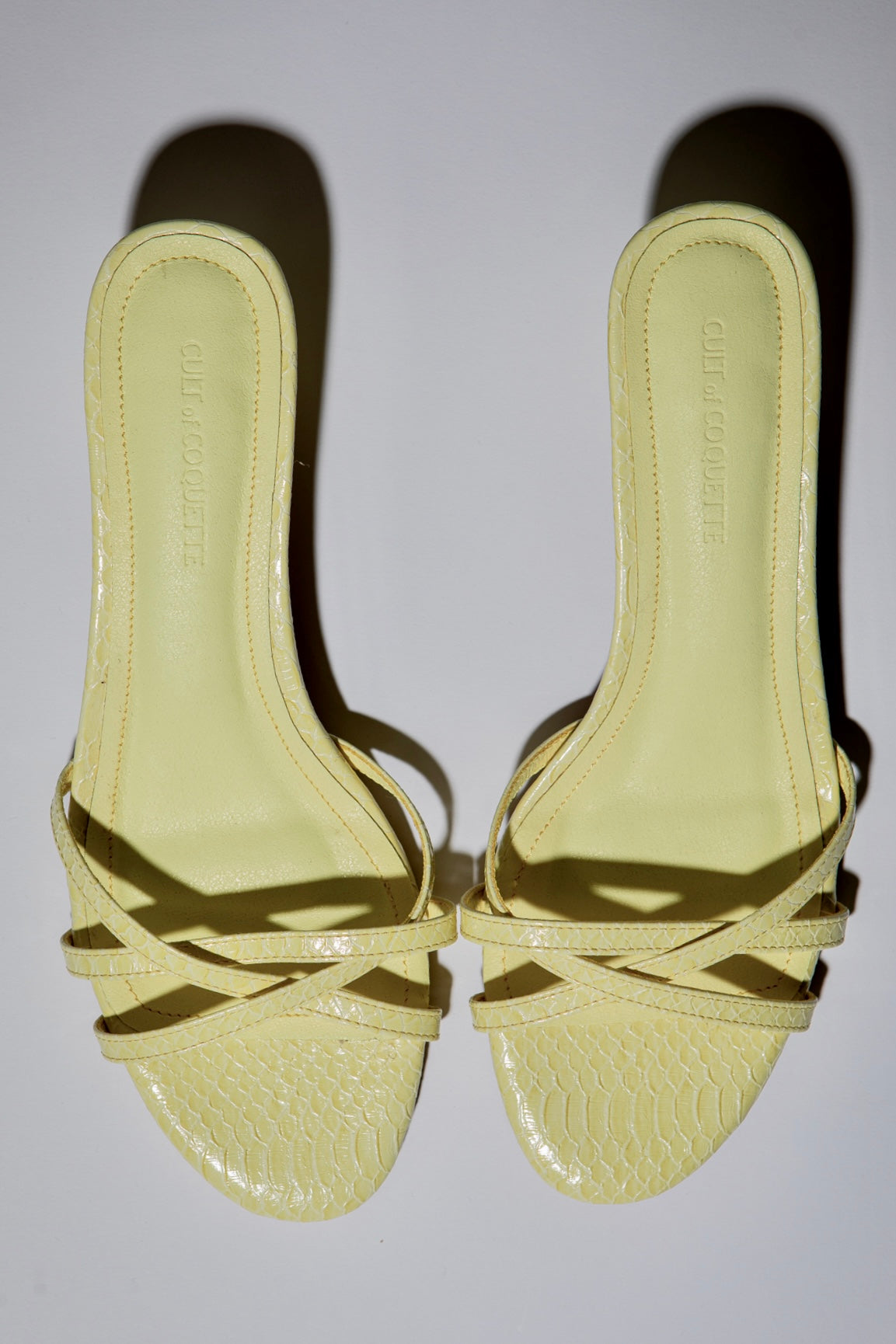 Romy Butter Yellow Reptile Strappy Kitten Mules 40 mm – Cult of