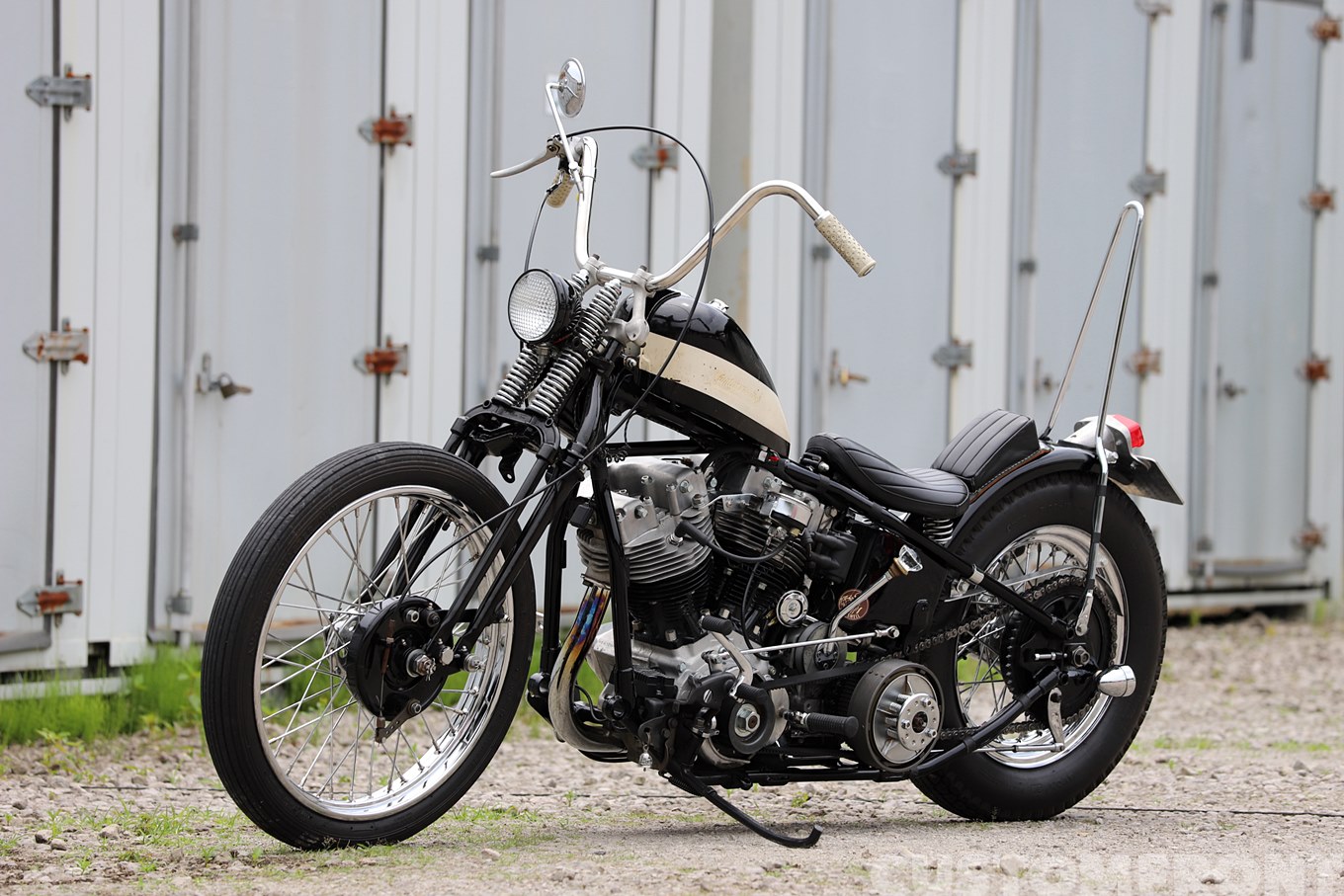 ハーレー ショベルヘッドチョッパー FLH 1977・モトリガレージ