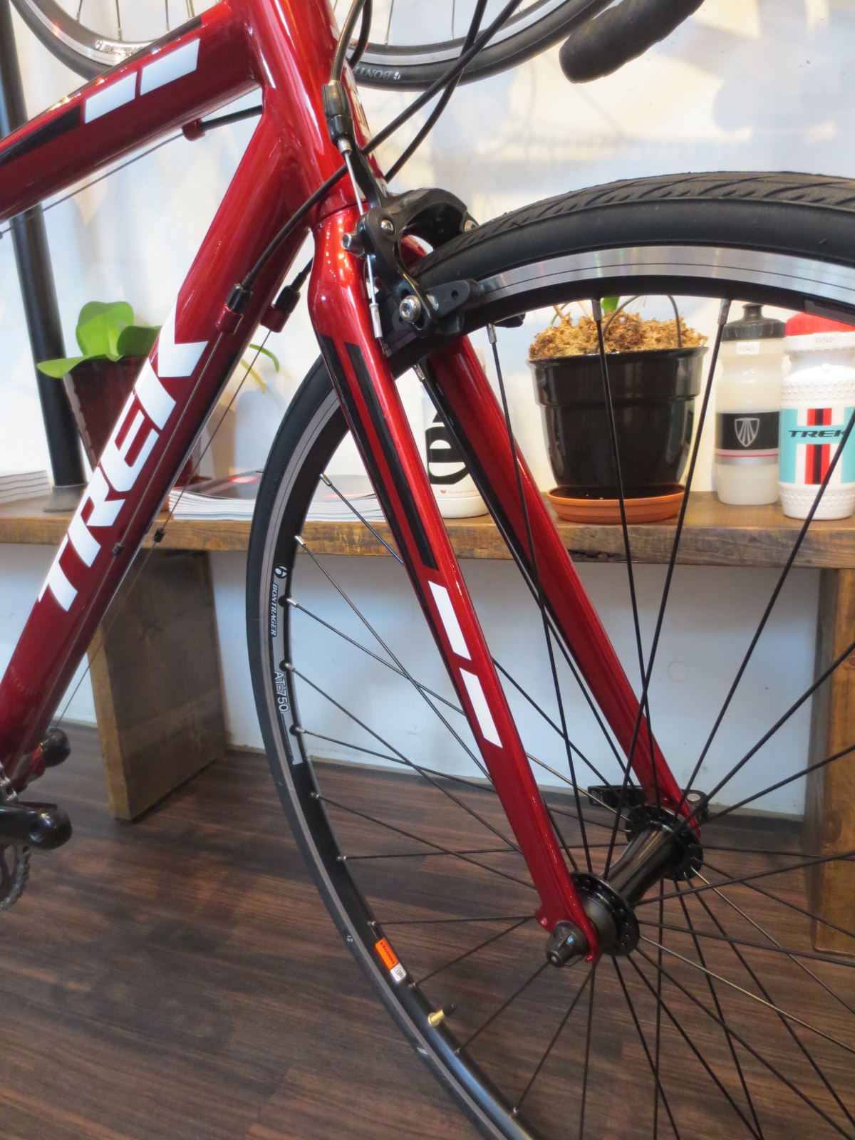 2015モデル TREK（トレック）ロードバイク1.1 ご紹介｜CYCLE PINE