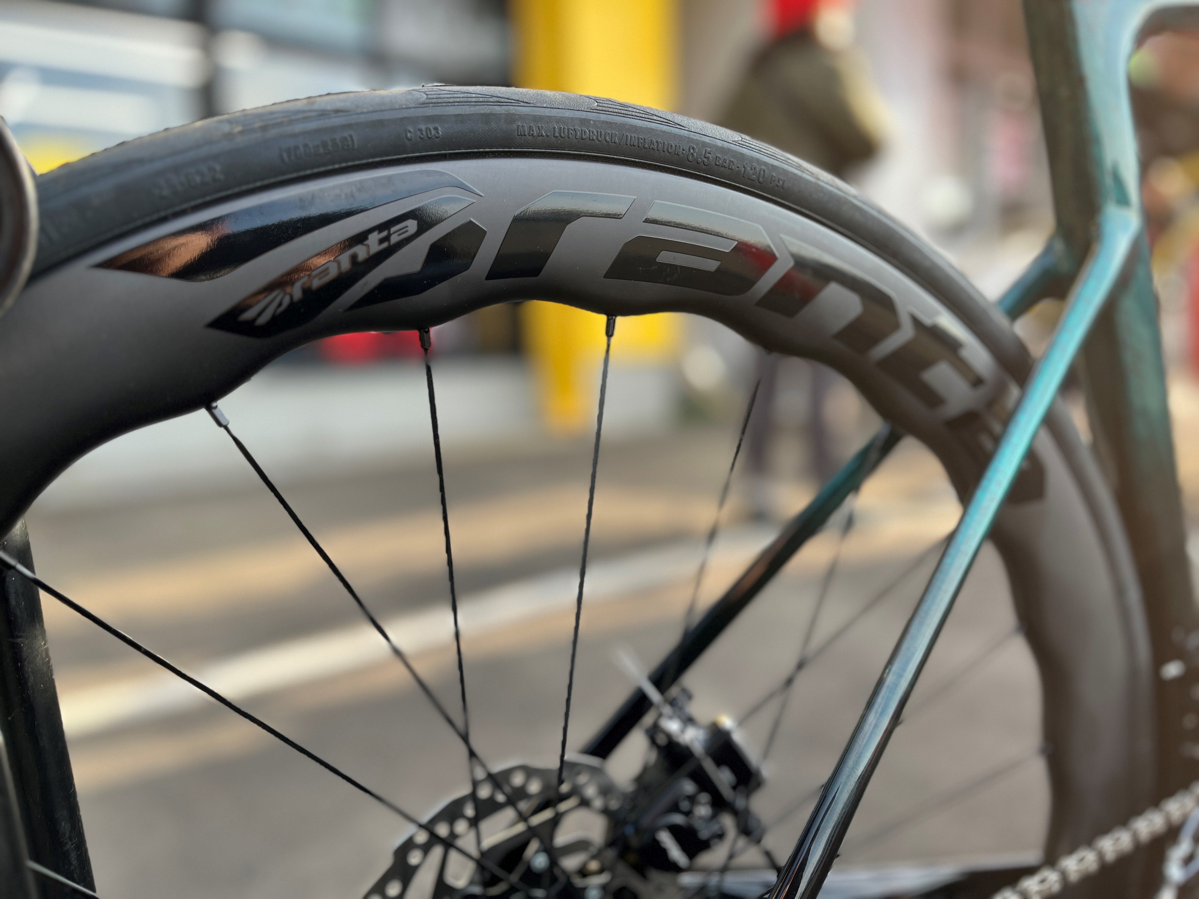 限定商品】XDS SPLASH フルカーボン ロードバイク 【アウトレット】