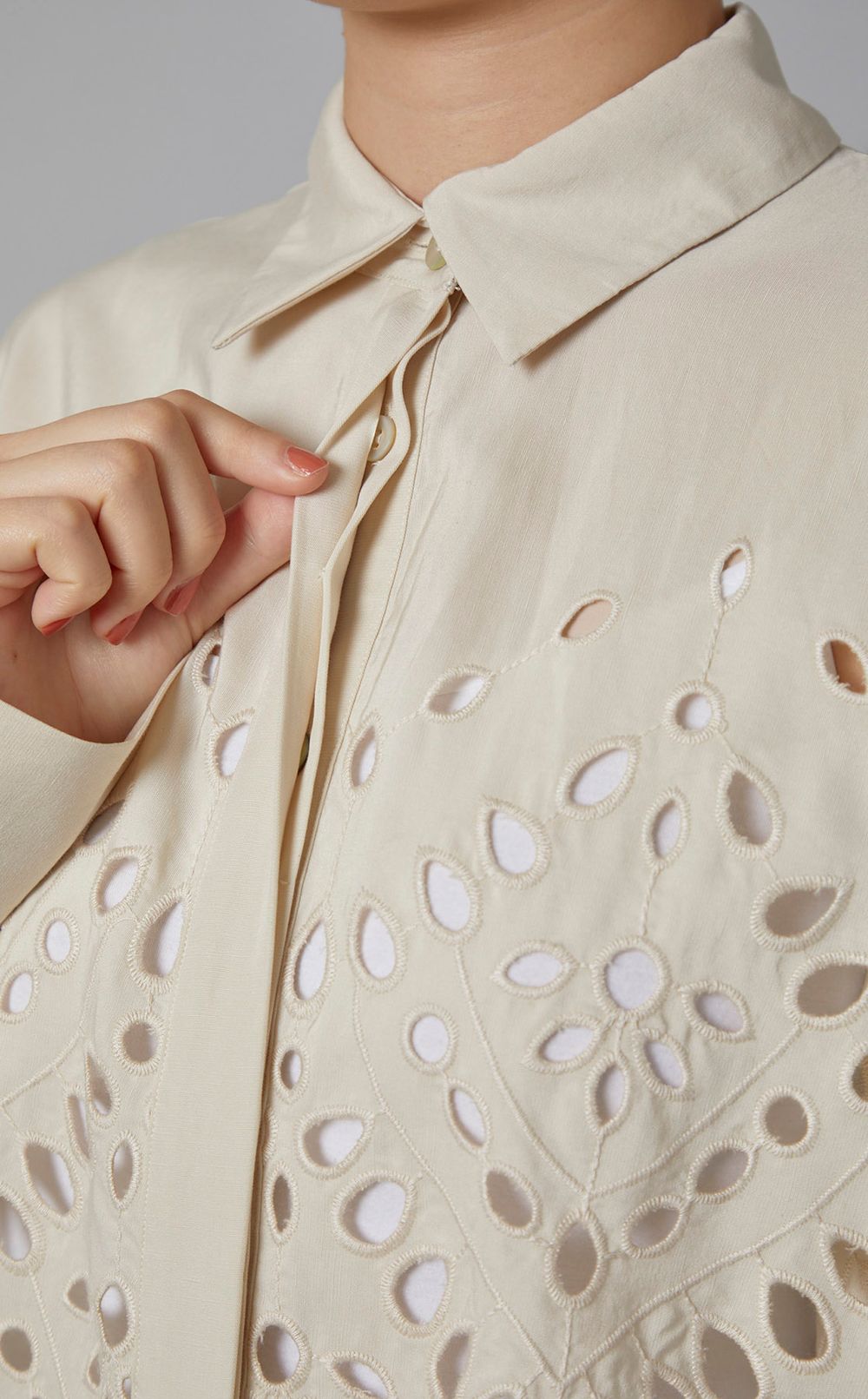 styling/｜エンブロイダリーシャツ