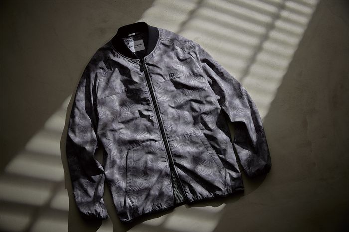トラヴィスマシュー LEAF PATTERN BOMBER JACKET＜リーフパターン