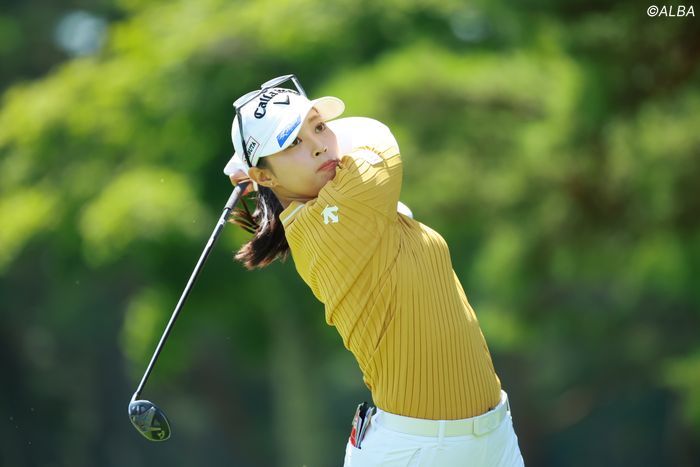 速報＞6年ぶりVかかる柏原明日架が単独首位でハーフターン ルーキー