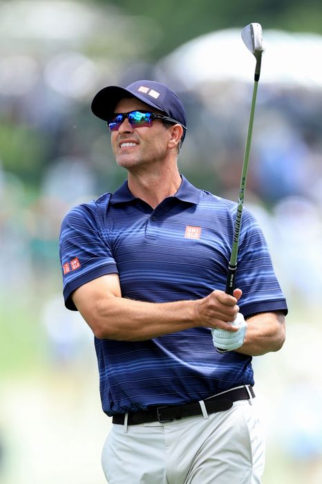 アダム・スコットが今年のマスターズで着用したユニクロのポロシャツと