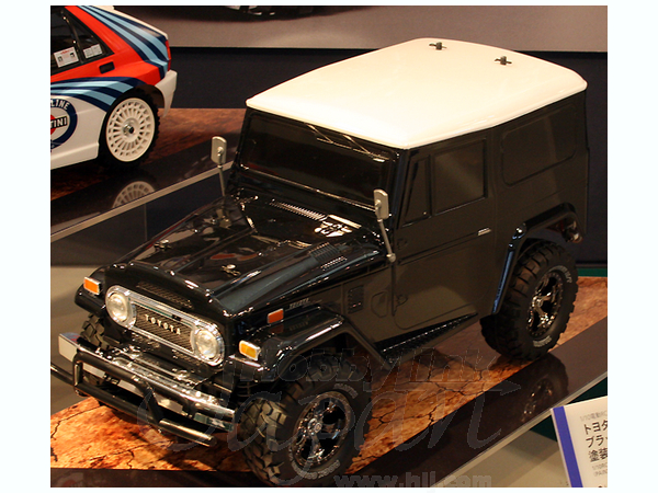 1/10 電動RC トヨタ ランドクルーザー40 ブラックスペシャル 塗装済み