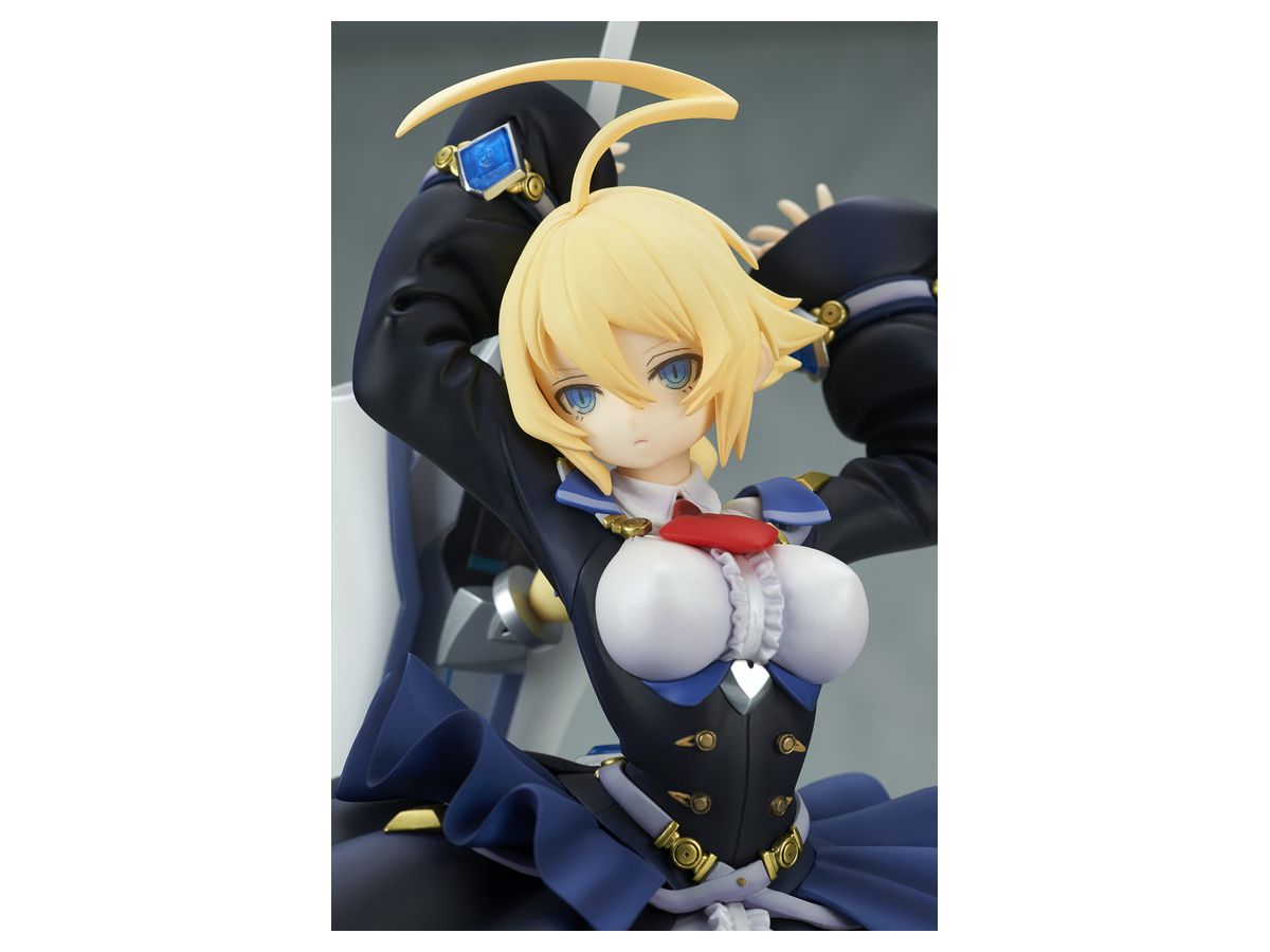 1/7 BLAZBLUE: Es(エス) PVC製塗装済み完成品 | HLJ.co.jp