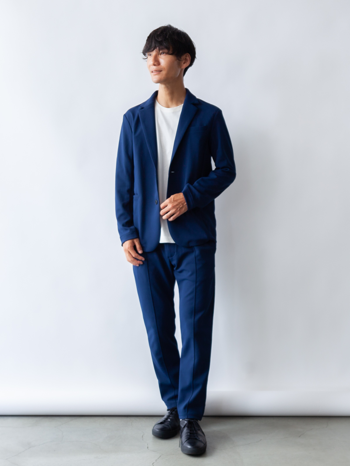 エアースラックス/ネイビーブルー | Factelier (ファクトリエ)