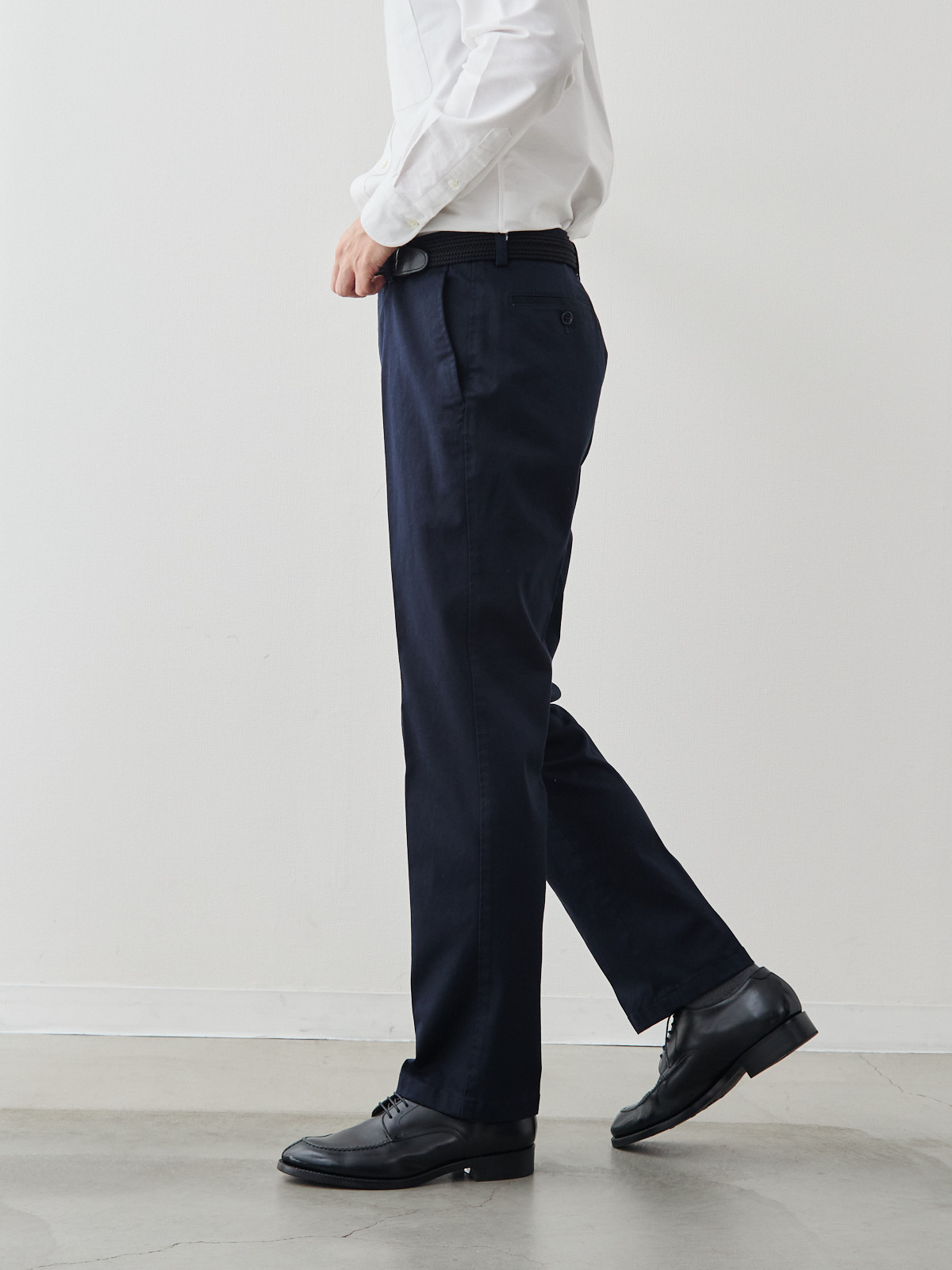 ドレスライクチノ 高密度コットンストレッチパンツ/ネイビー