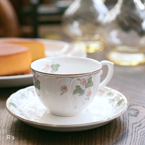 ノリタケ CRAFTONE カップ＆ソーサー VINY SONG 8765 未使用品（棚5 u5